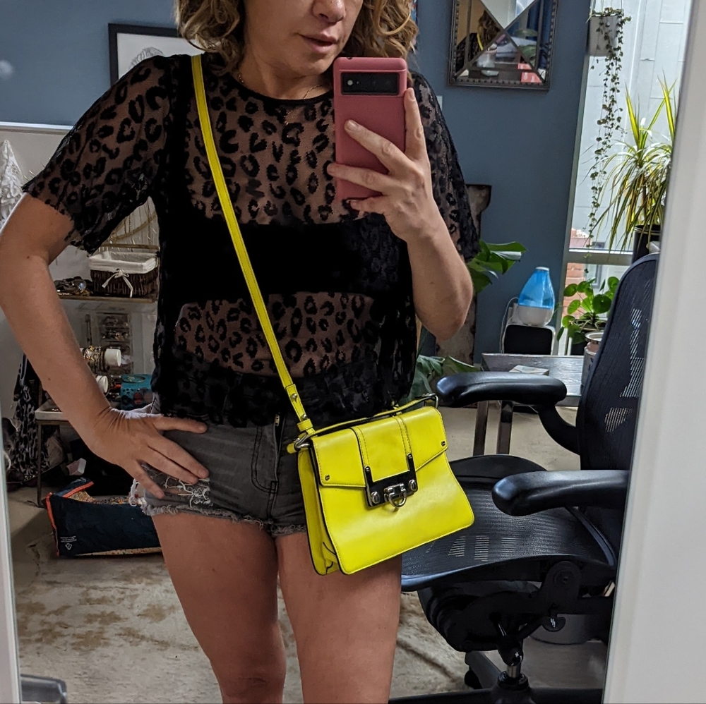 MILLY Neon Yellow Lime Leather Cross Body Luxe Buckle Bag - Picture 5 of 12